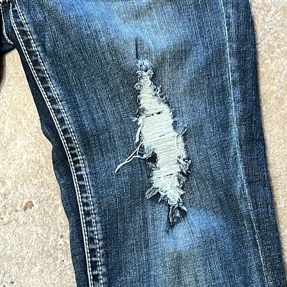 LA Idol jean capris - Picture 3 of 9